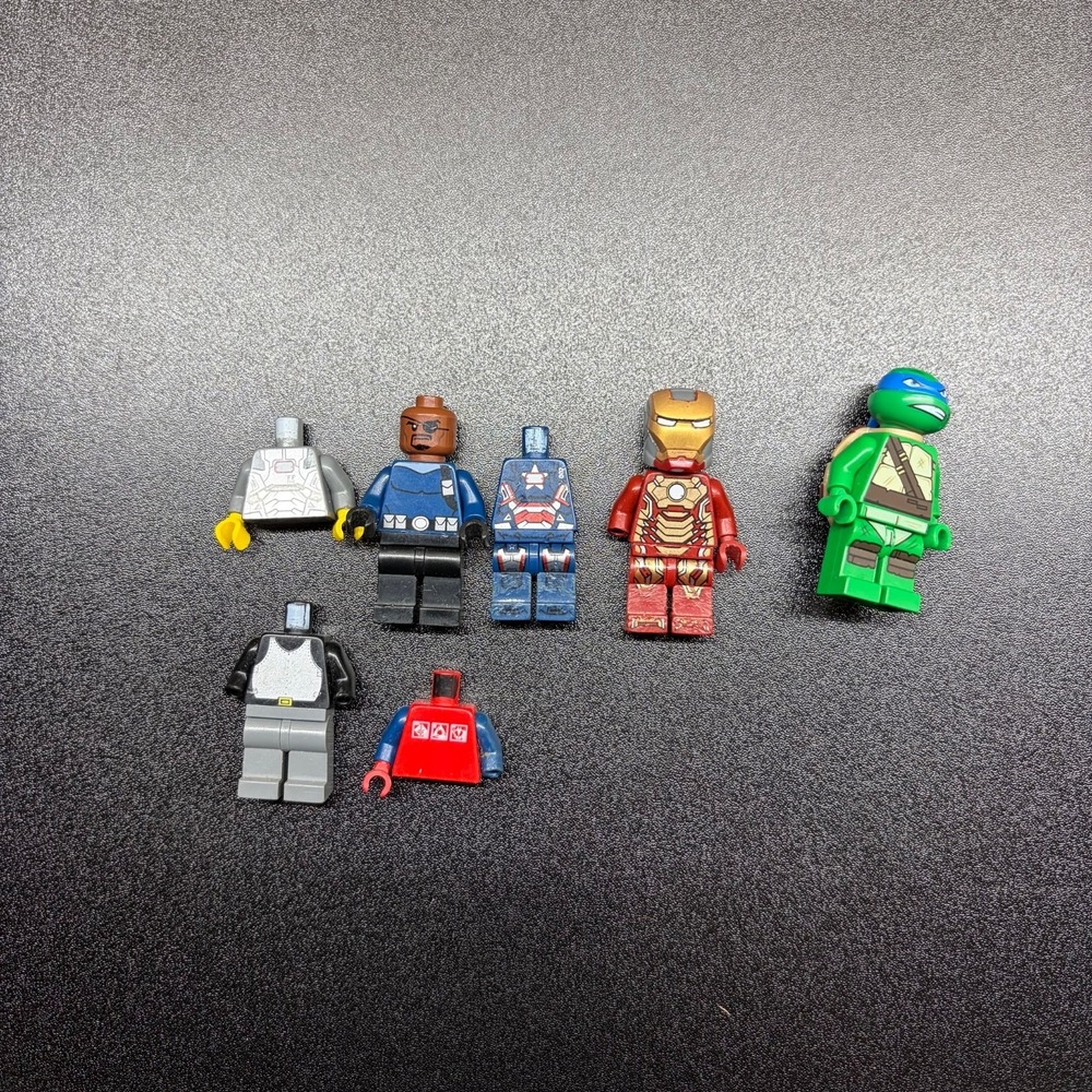 Lot of‎ Lego Marvel, TMNT, Castle, and Gravity games minifigures some are parts